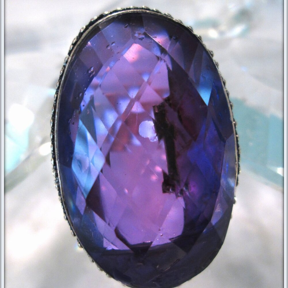 Alexandrite Color Changing Oval Shape Gem Stone L… - image 2